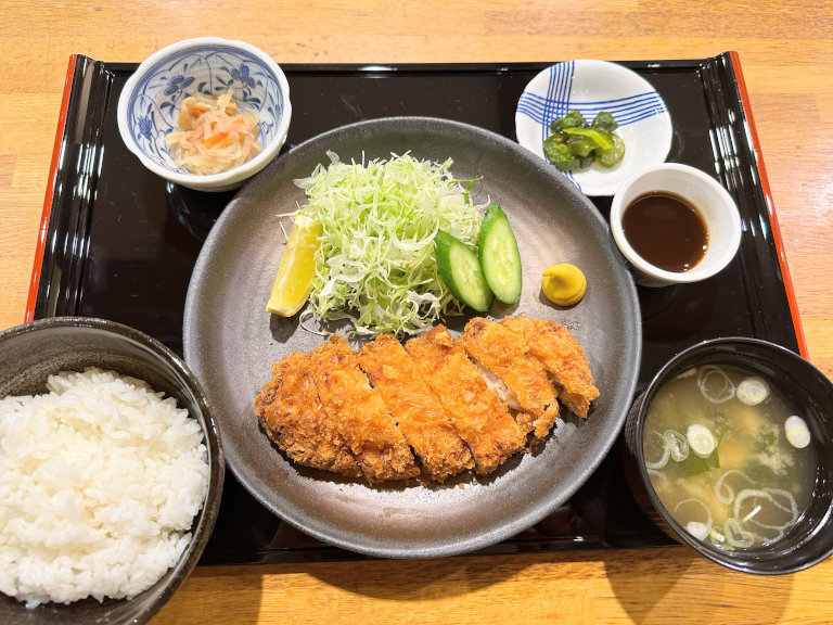 とんかつ定食